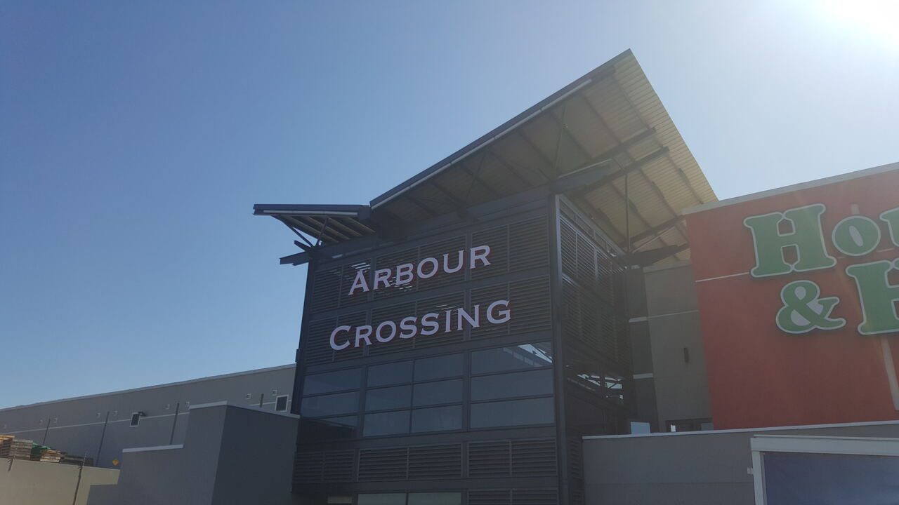 Arbour Crossing entrance signage