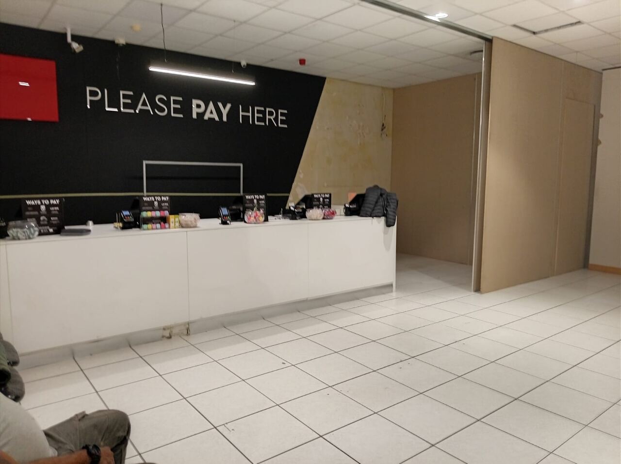Retail illuminated wall signage